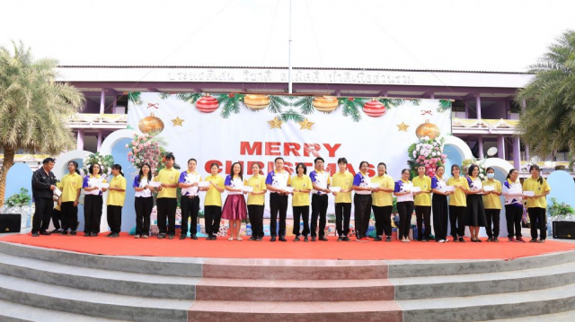 LINE_ALBUM_มอบทุนการศึกษา_241229_37