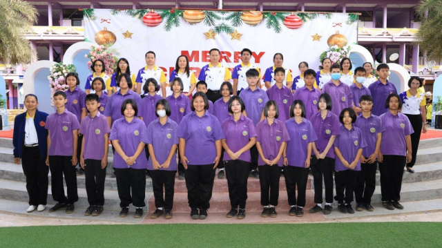 LINE_ALBUM_มอบทุนการศึกษา_241229_7